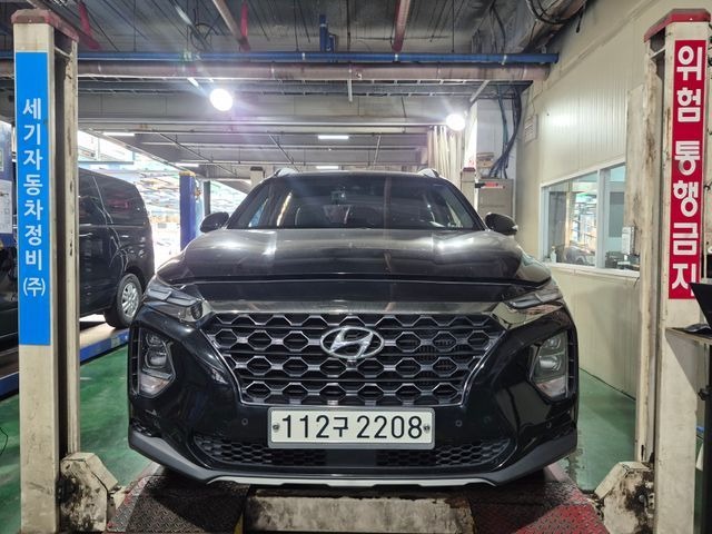 Hyundai Santafe 2019 — inspection photo 1
