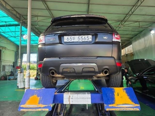 Land Rover Range Rover Sport 2017 — inspection photo 2