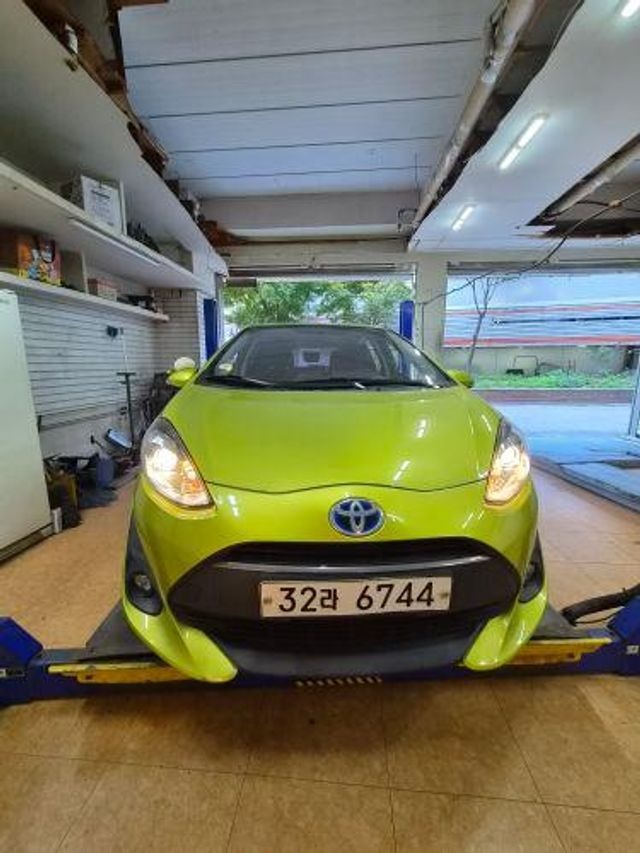 Toyota Prius 2018 — inspection photo 1