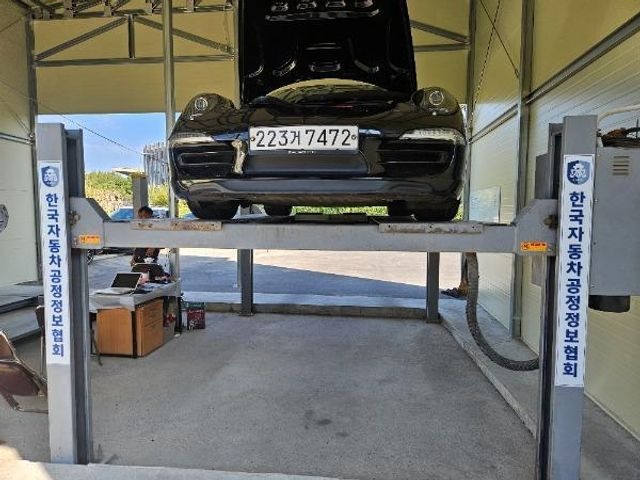Porsche 911 2013 — inspection photo 1