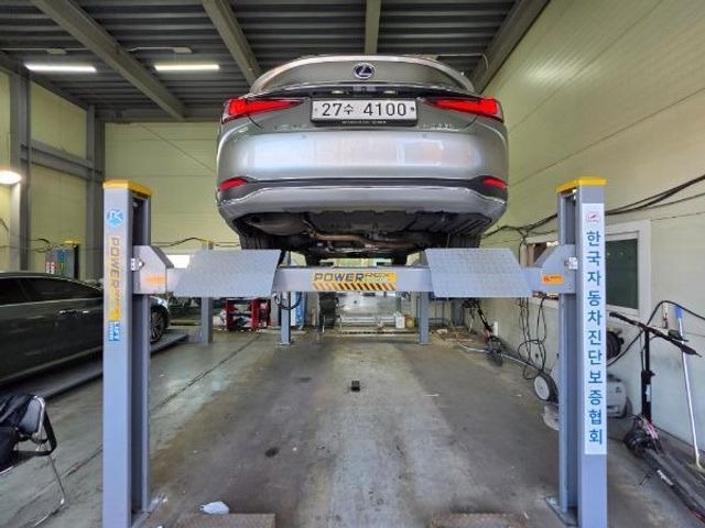 Lexus ES 2019 — inspection photo 2