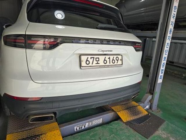 Porsche Cayenne 2019 — inspection photo 2