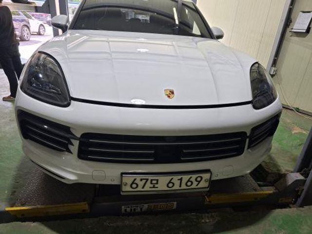 Porsche Cayenne 2019 — inspection photo 1