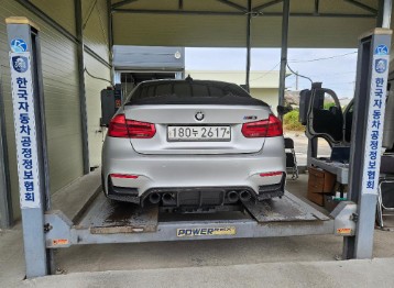 BMW M3 2017 — inspection photo 2