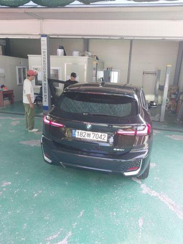 BMW 2-Series 2023 — inspection photo 2
