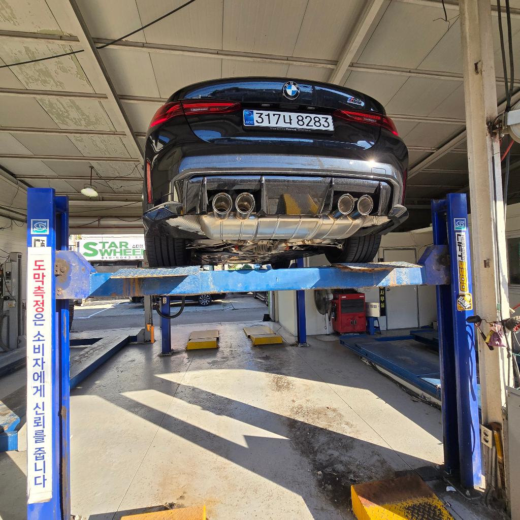 BMW M4 2026 — inspection photo 2