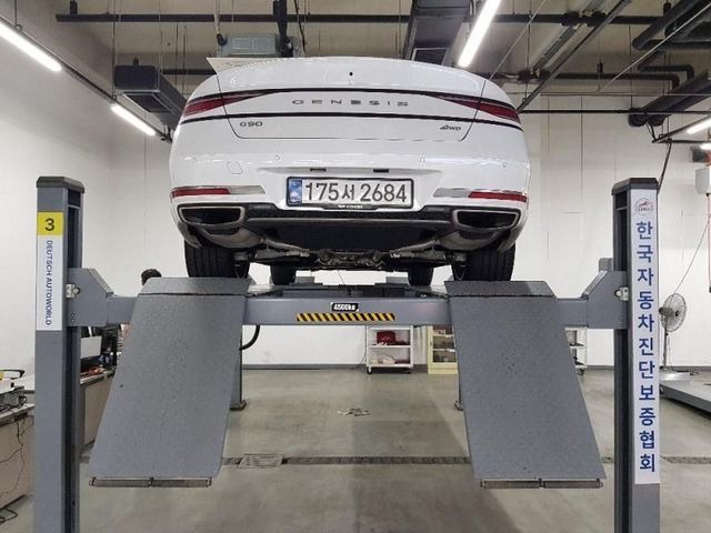 Genesis G90 2026 — inspection photo 2