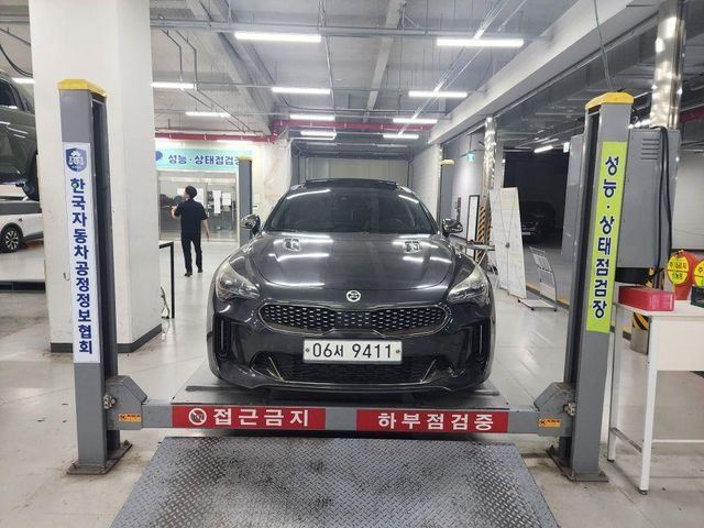 Kia Stinger 2018 — inspection photo 1
