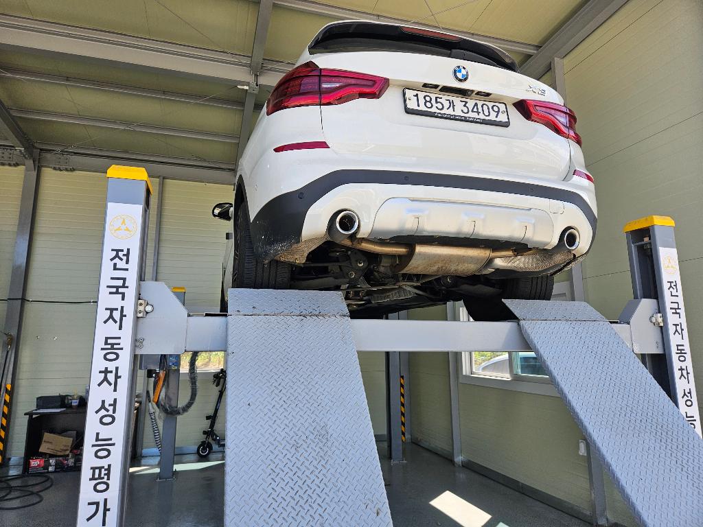 BMW X3 2018 — inspection photo 2