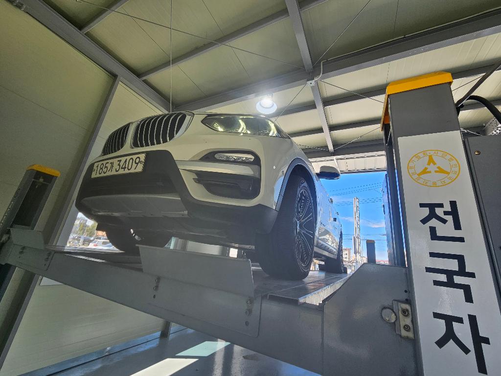 BMW X3 2018 — inspection photo 1