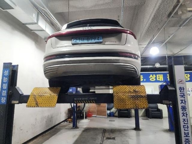 Audi e-tron 2020 — inspection photo 2