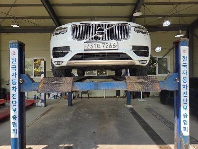 Volvo XC90 2019 — inspection photo 1