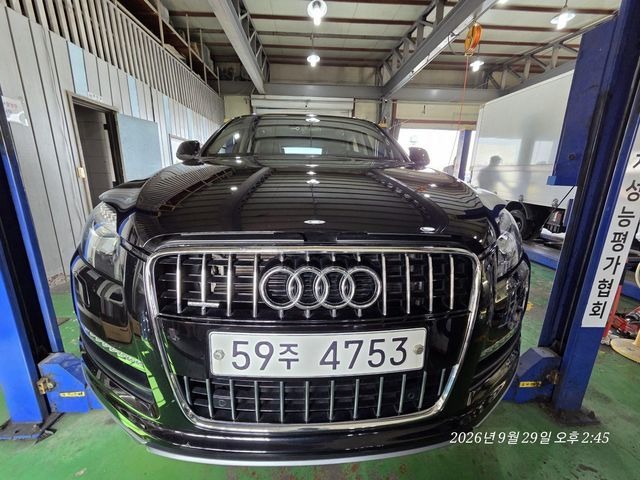 Audi Q7 2010 — inspection photo 1