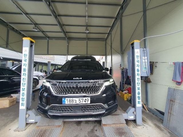 Kia Canival 2023 — inspection photo 1