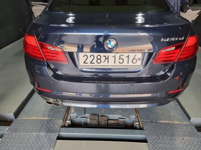 BMW 5-Series 2013 — inspection photo 2
