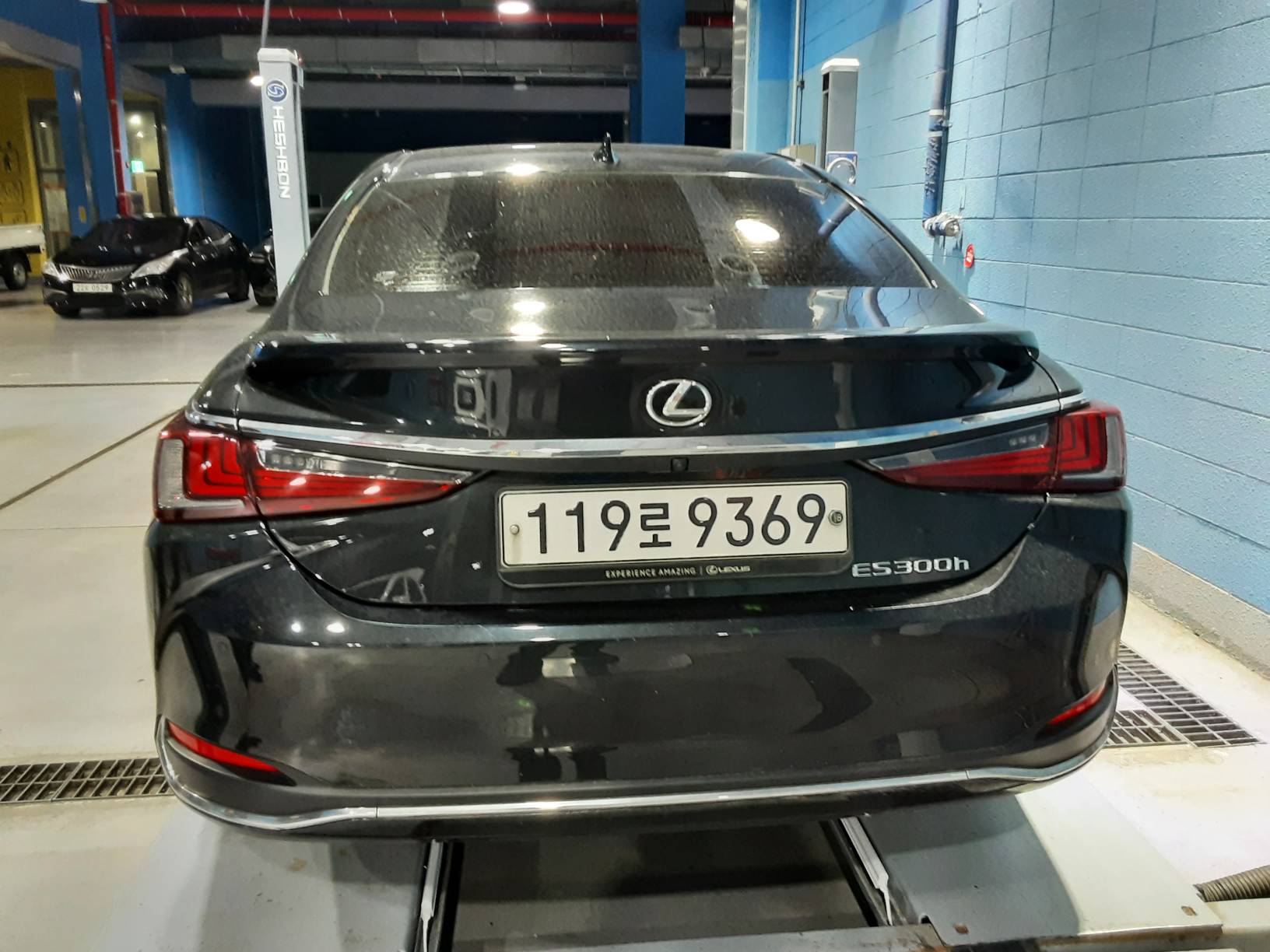 Lexus ES 2023 — inspection photo 2