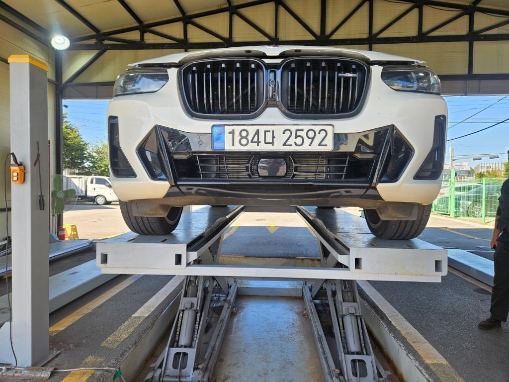 BMW X4 2023 — inspection photo 1