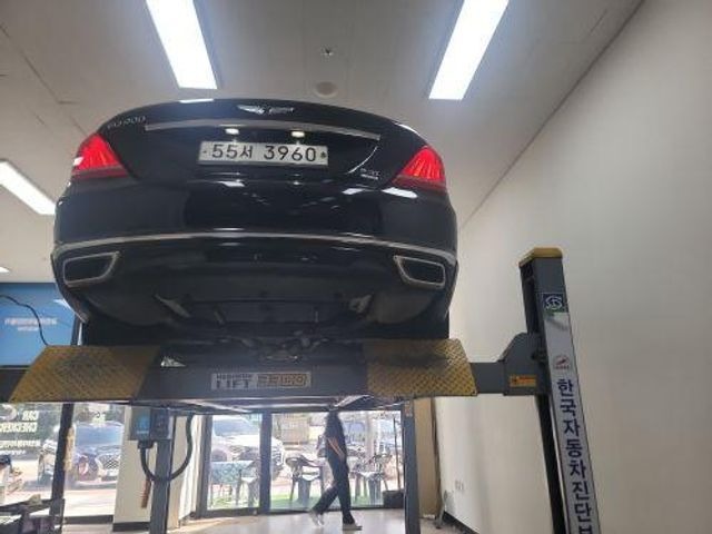 Genesis EQ900 2016 — inspection photo 2