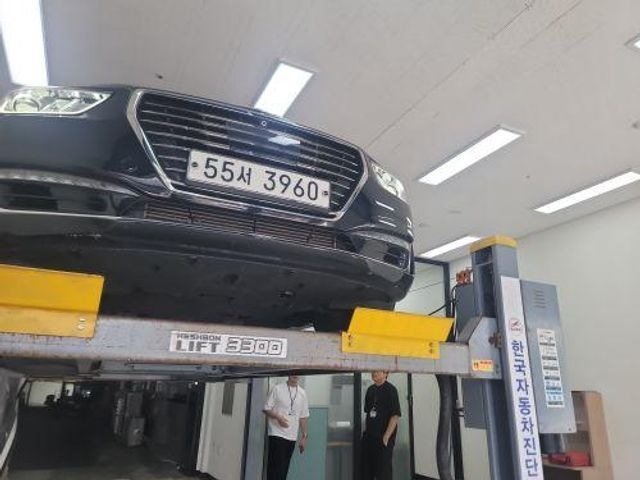 Genesis EQ900 2016 — inspection photo 1