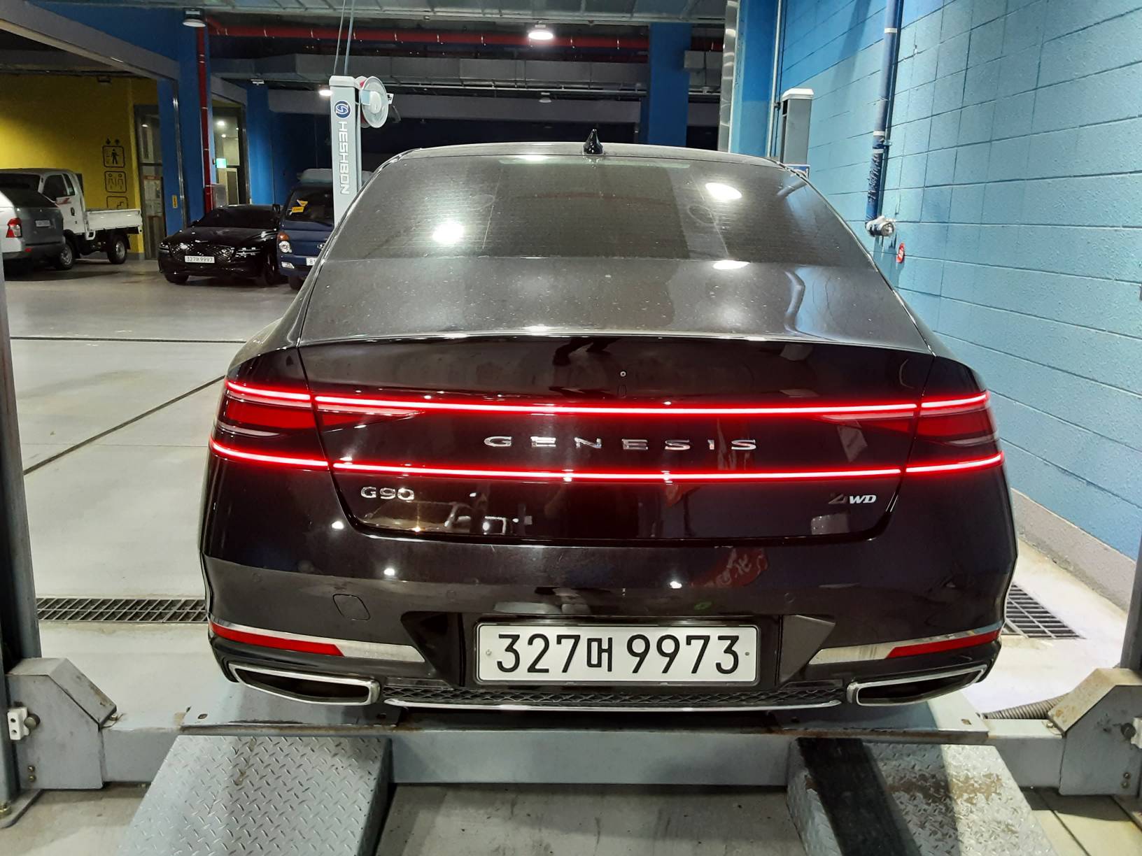Genesis G90 2023 — inspection photo 2