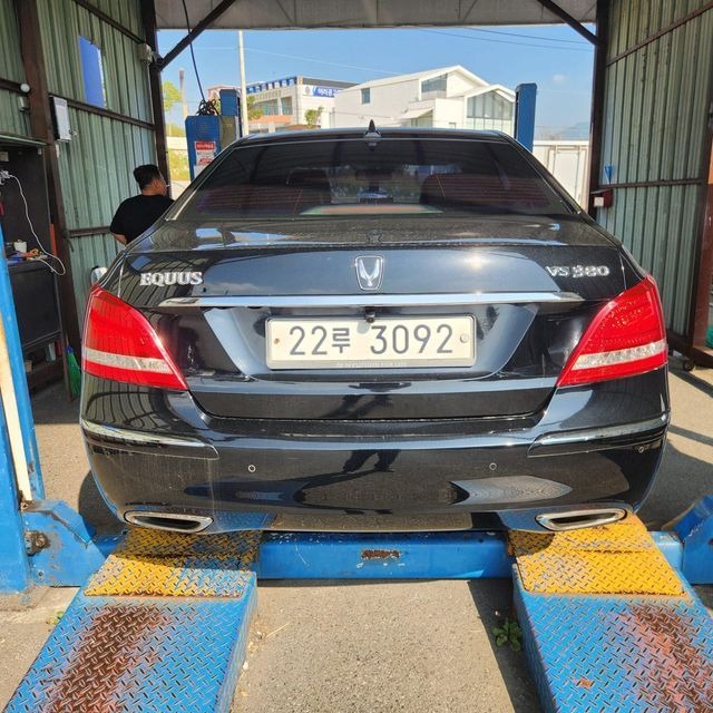 Hyundai Equus 2010 — inspection photo 2