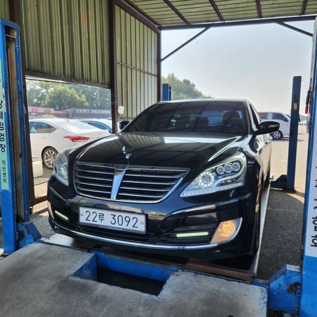 Hyundai Equus 2010 — inspection photo 1