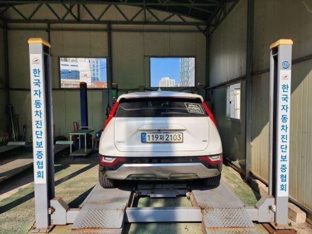 Kia Niro 2023 — inspection photo 2