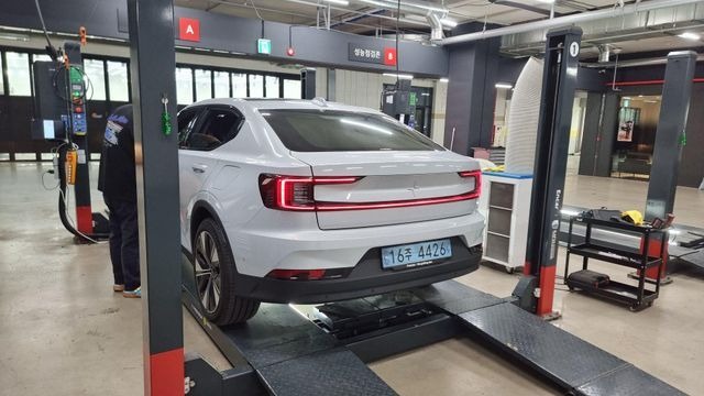 Polestar Polestar 2 2023 — inspection photo 2
