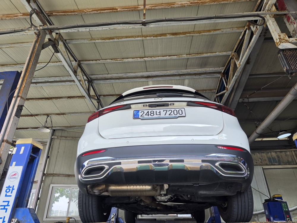 Mercedes-Benz GLC-Class 2023 — inspection photo 2
