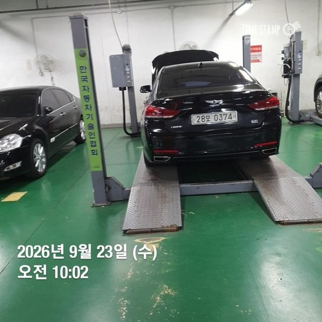 Hyundai Genesis 2014 — inspection photo 2