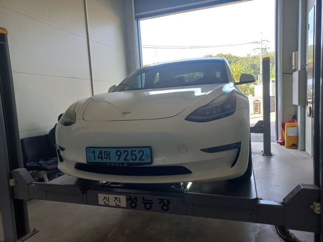 Tesla Model 3 2021 — inspection photo 1