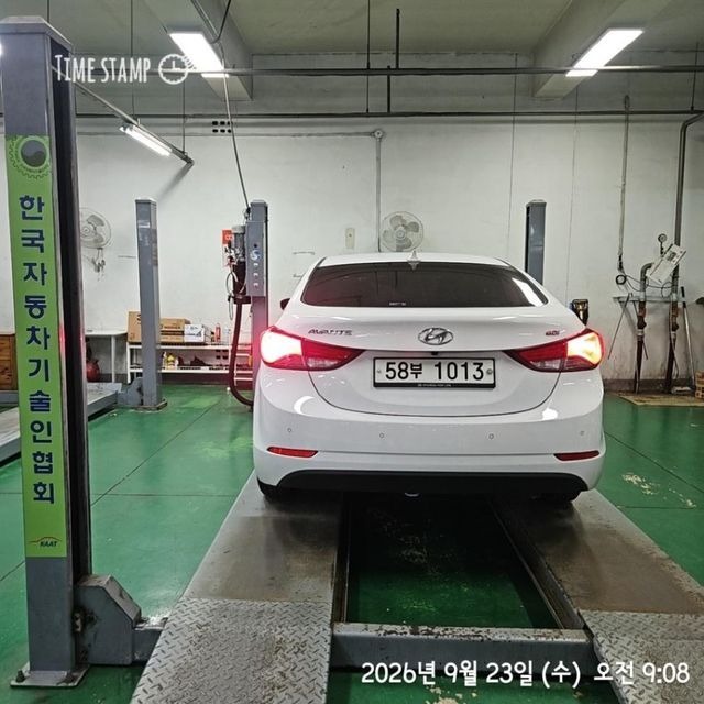 Hyundai AVANTE 2015 — inspection photo 2