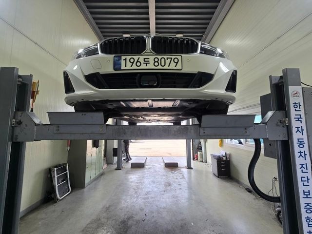 BMW 3-Series 2024 — inspection photo 1