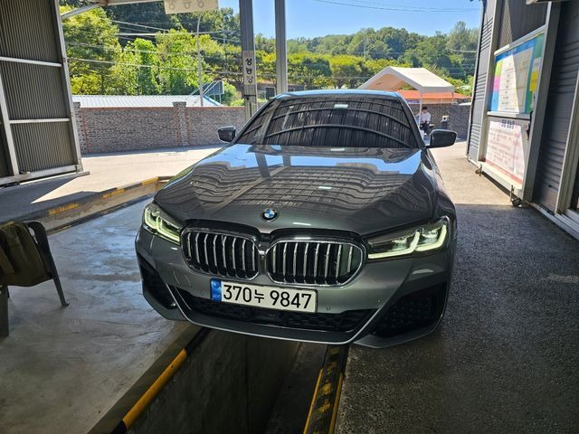 BMW 5-Series 2023 — inspection photo 1