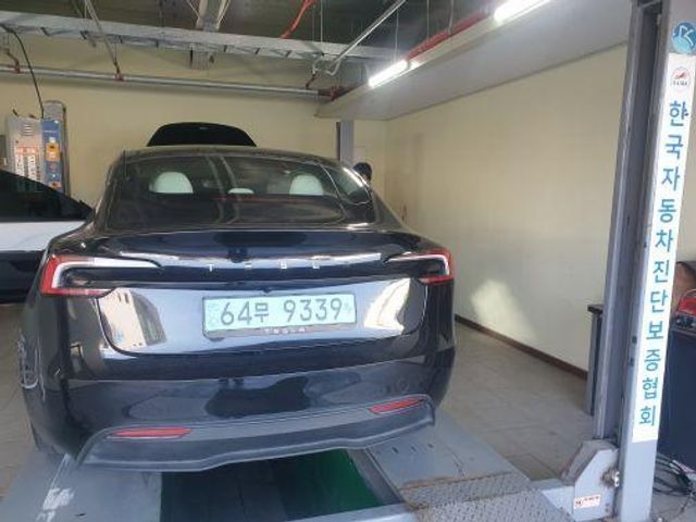 Tesla Model 3 2024 — inspection photo 2