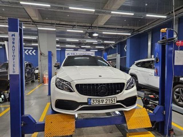 Mercedes-Benz C-Class 2018 — inspection photo 1