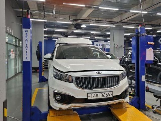Kia Canival 2017 — inspection photo 1
