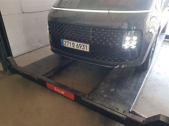 Hyundai Staria 2025 — inspection photo 1