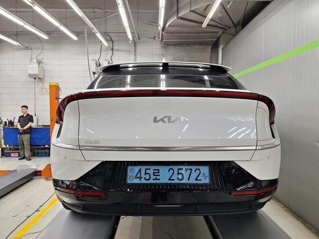 Kia EV6 2023 — inspection photo 2