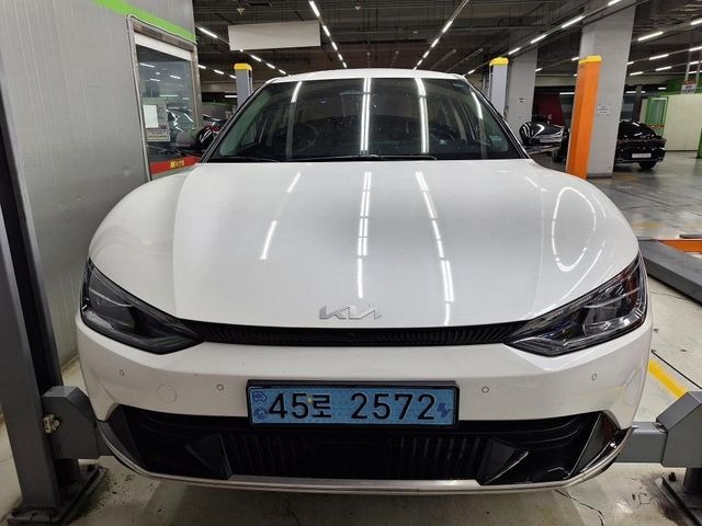 Kia EV6 2023 — inspection photo 1