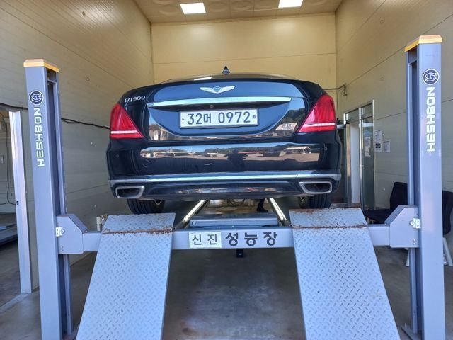 Genesis EQ900 2016 — inspection photo 2