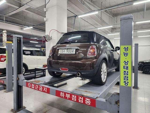 Mini Cooper 2010 — inspection photo 2