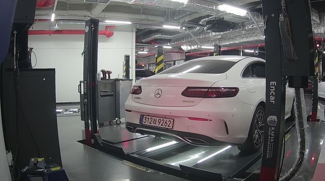 Mercedes-Benz E-Class 2022 — inspection photo 2