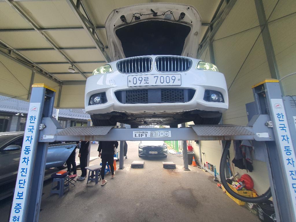 BMW 5-Series 2016 — inspection photo 1
