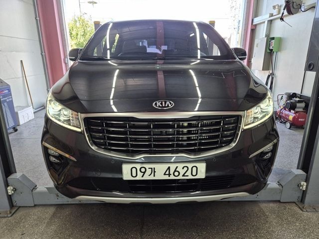 Kia Canival 2019 — inspection photo 1
