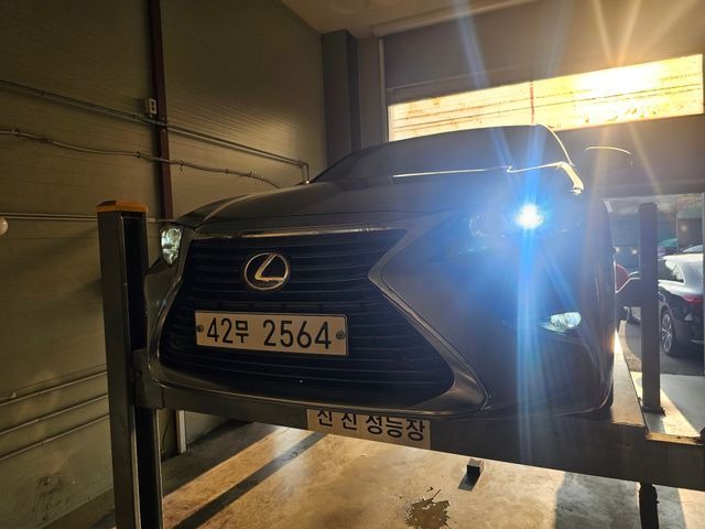 Lexus ES 2017 — inspection photo 1