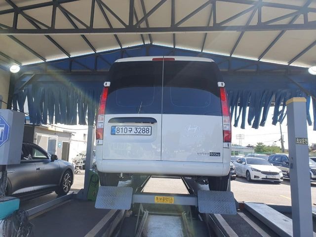 Hyundai Staria 2025 — inspection photo 2