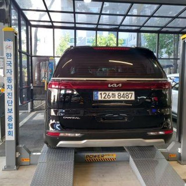 Kia Canival 2023 — inspection photo 2