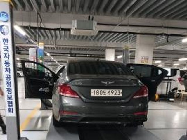 Genesis G70 2019 — inspection photo 2