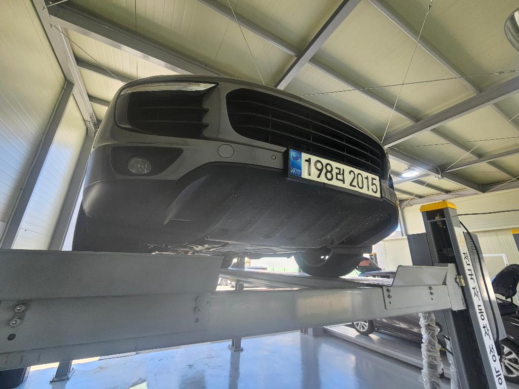 Porsche Cayenne 2015 — inspection photo 1